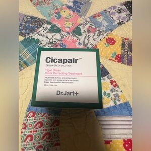 Dr Jart+ Cicapair Tiger Grass Color Correcting Treatment NEW
